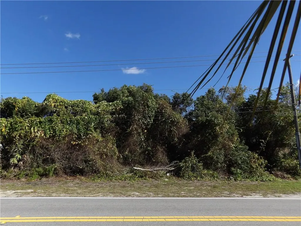 1707 Courtland Boulevard Deltona FL 32738