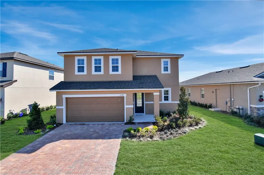 1258 Stratton Avenue Groveland FL 34736