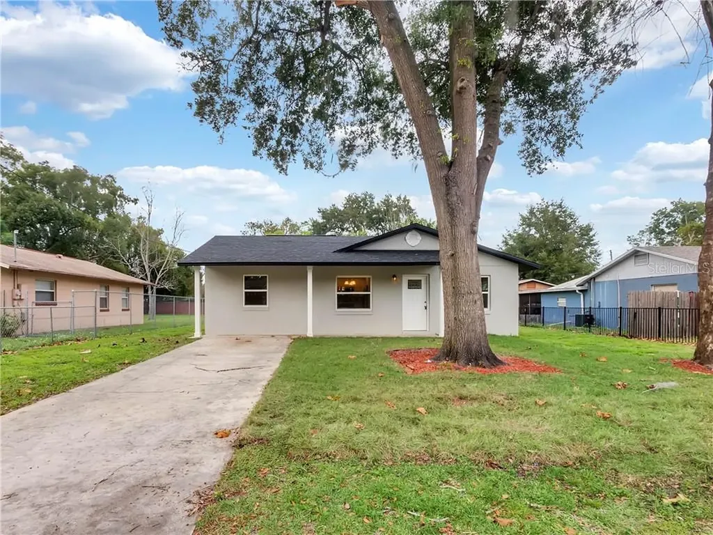 139 M A Board Street Apopka FL 32703