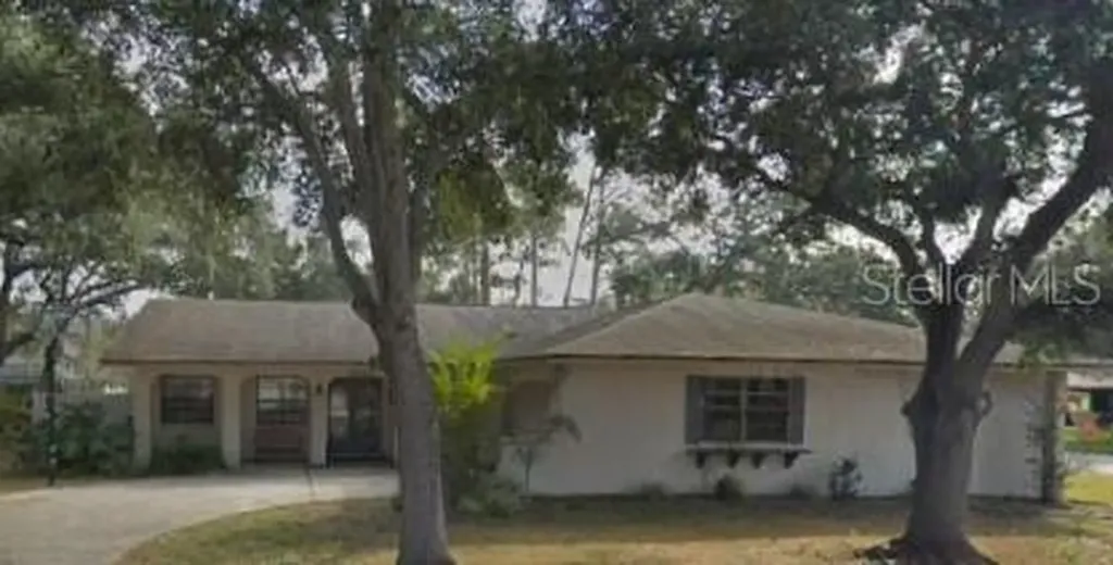 14215 Puffin Court Clearwater FL 33762
