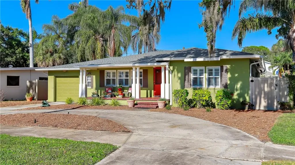 822 Snell Isle Boulevard NE St Petersburg FL 33704