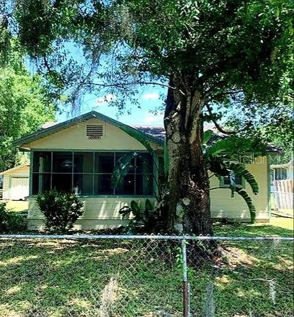 2005 N 59th Street Tampa FL 33619