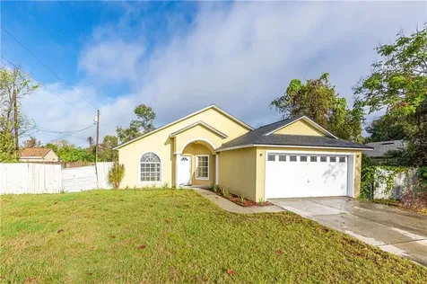 1112 Manitoba Street Deltona FL 32725