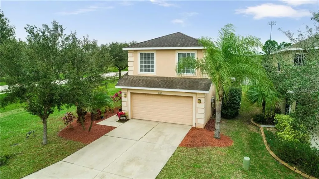 7107 Chatum Light Run Bradenton FL 34212