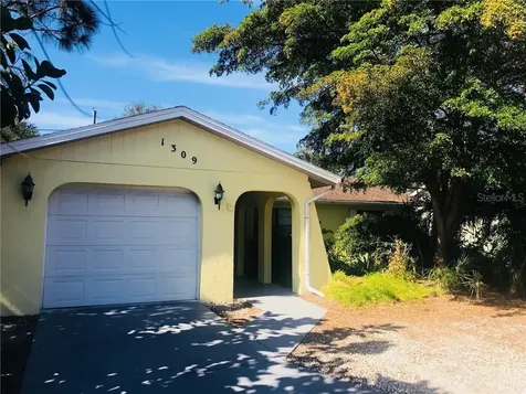 1309 N Lockwood Ridge Road Sarasota FL 34237