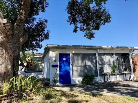 7311 33rd Avenue N St Petersburg FL 33710