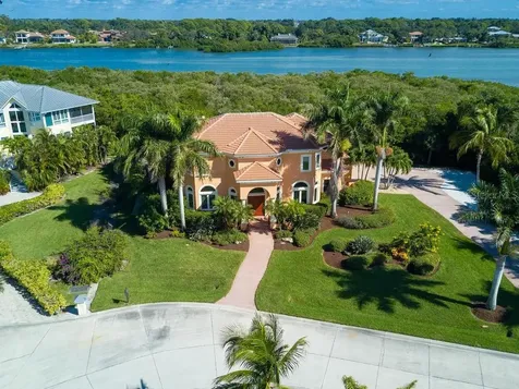 1010 Gulf Winds Way Nokomis FL 34275