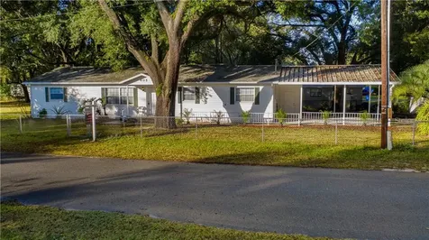605 Gray Avenue Wildwood FL 34785