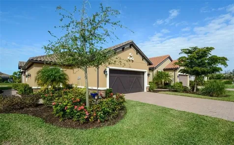 8729 Bellussi Drive Sarasota FL 34238