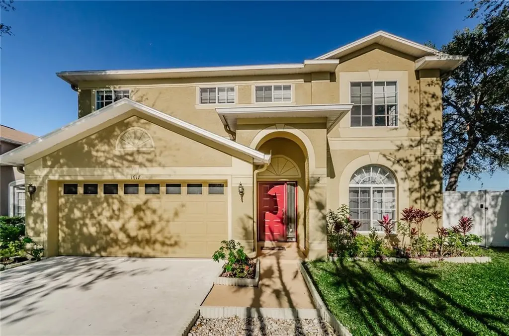 1617 Gray Bark Drive Oldsmar FL 34677