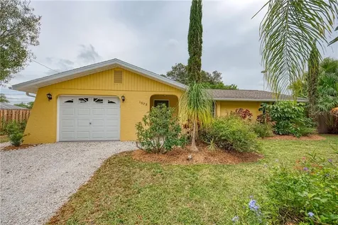 1075 Olympia Road Venice FL 34293
