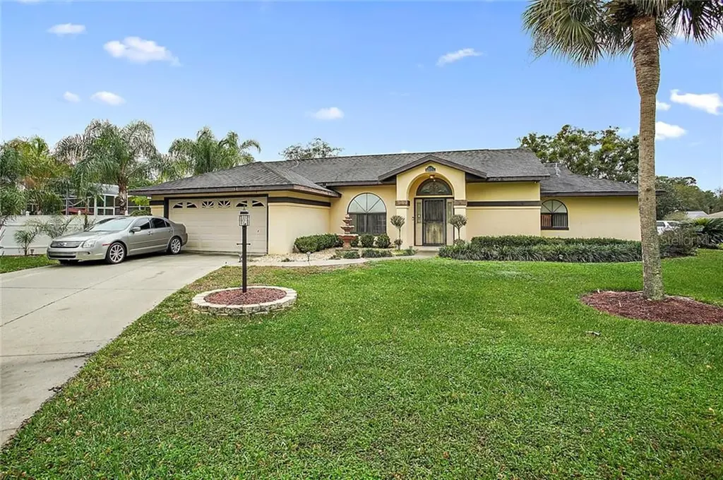 11240 Fountain Lake Boulevard Leesburg FL 34788
