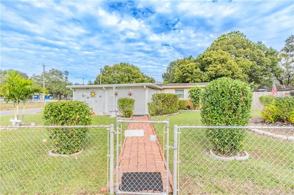 4545 W Fern Street Tampa FL 33614