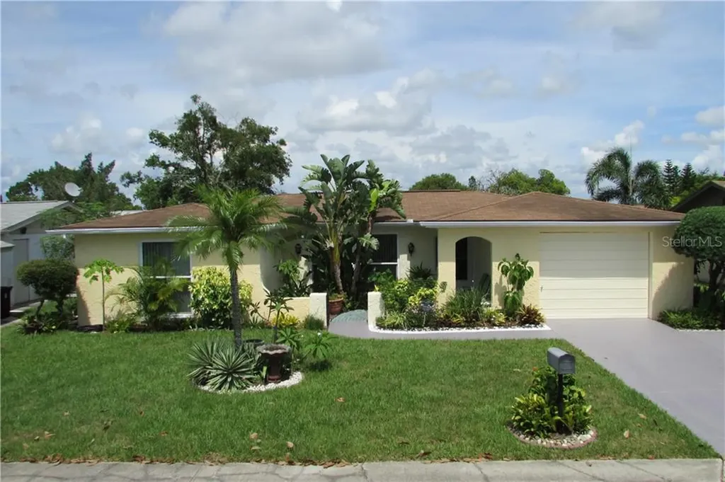 1186 Chelsea Lane Holiday FL 34691