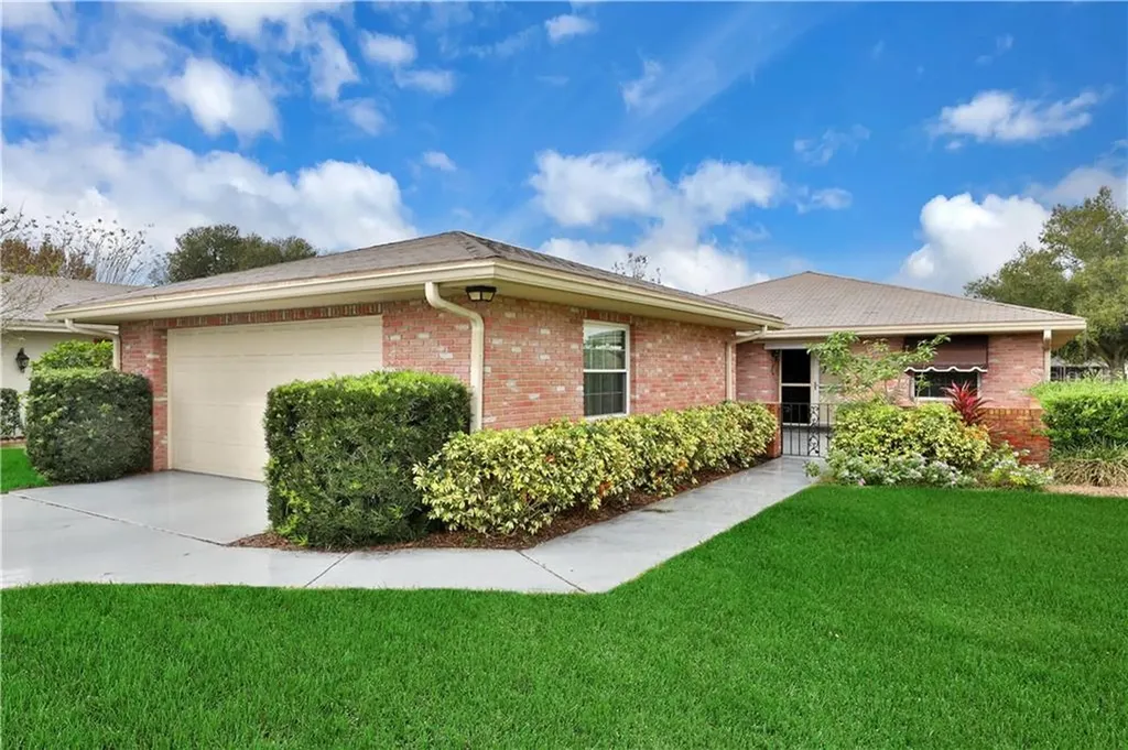 423 Gleneagles Court Winter Haven FL 33884