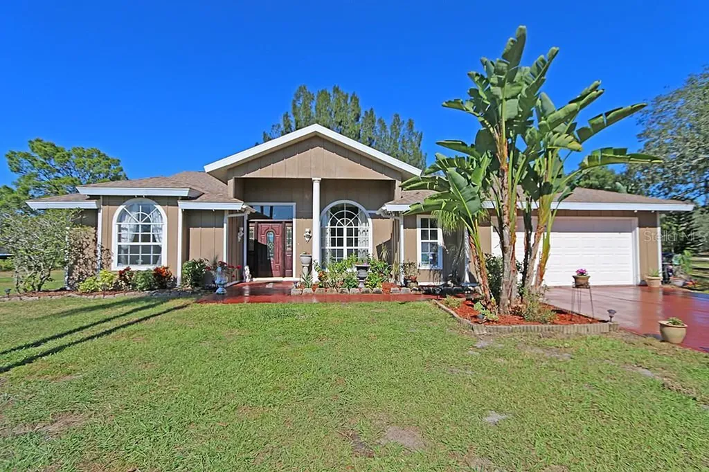 10202 284th Street E Myakka City FL 34251