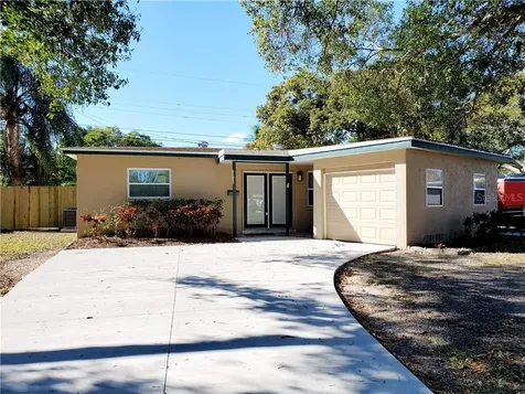 7058 20th Street N St Petersburg FL 33702