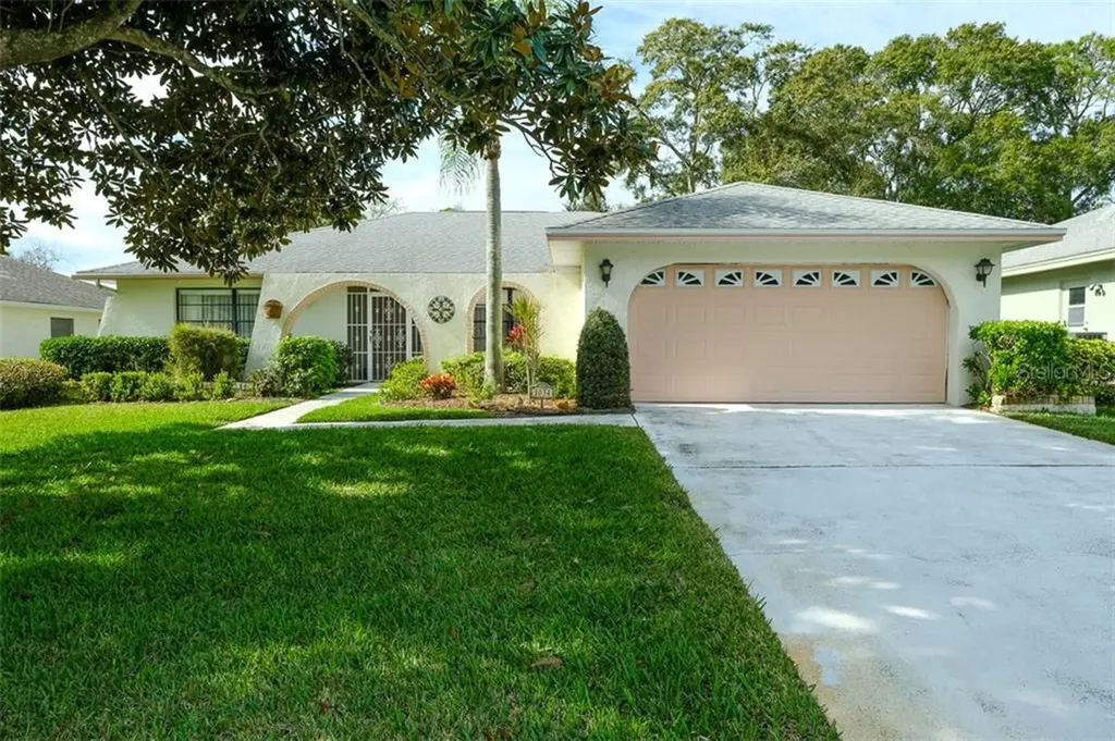 1034 Gillespie Drive Palm Harbor FL 34684