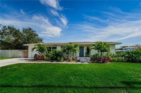 302 Howard Drive Largo FL 33770