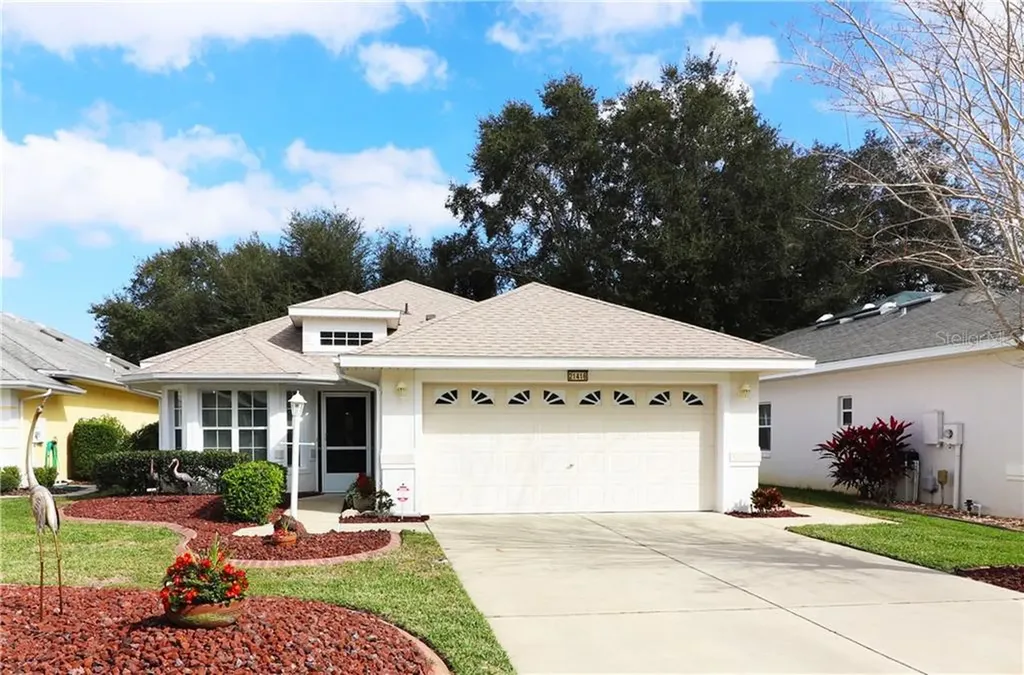 21416 Royal Street Georges Lane Leesburg FL 34748