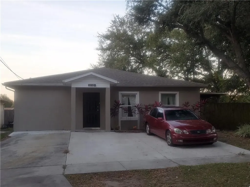 1727 Green Ridge Road Tampa FL 33619
