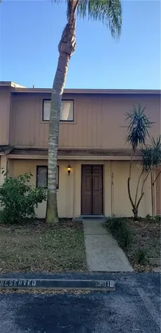 3918 Pine Limb Court Tampa FL 33614