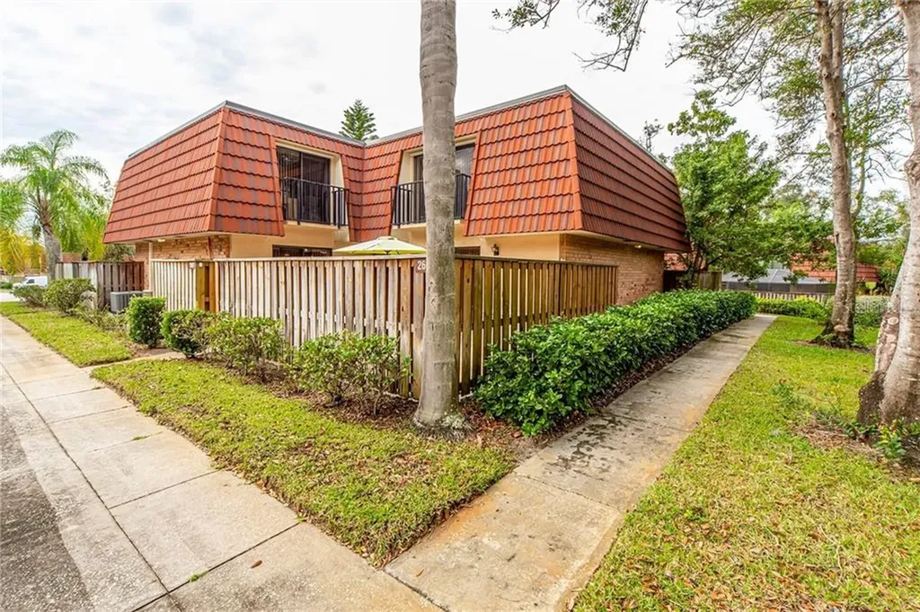 2607 10th Court Palm Harbor FL 34684