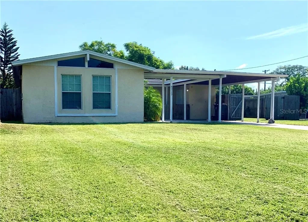 6217 Fairway Boulevard Apollo Beach FL 33572