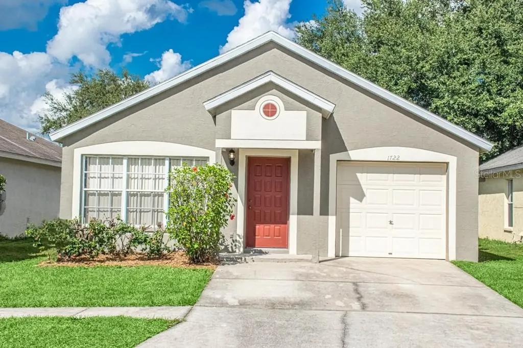 1722 Tropicana Way Valrico FL 33594