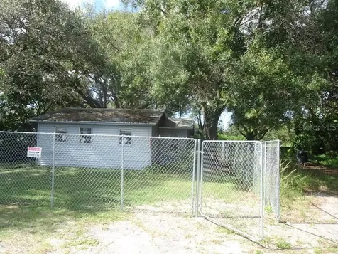 7522 N Hubert Avenue Tampa FL 33614