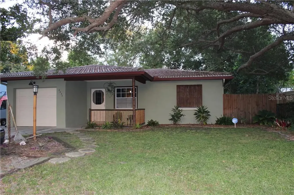 4035 83rd Street N St Petersburg FL 33709