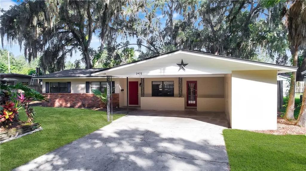 2823 Lando Lane Orlando FL 32806