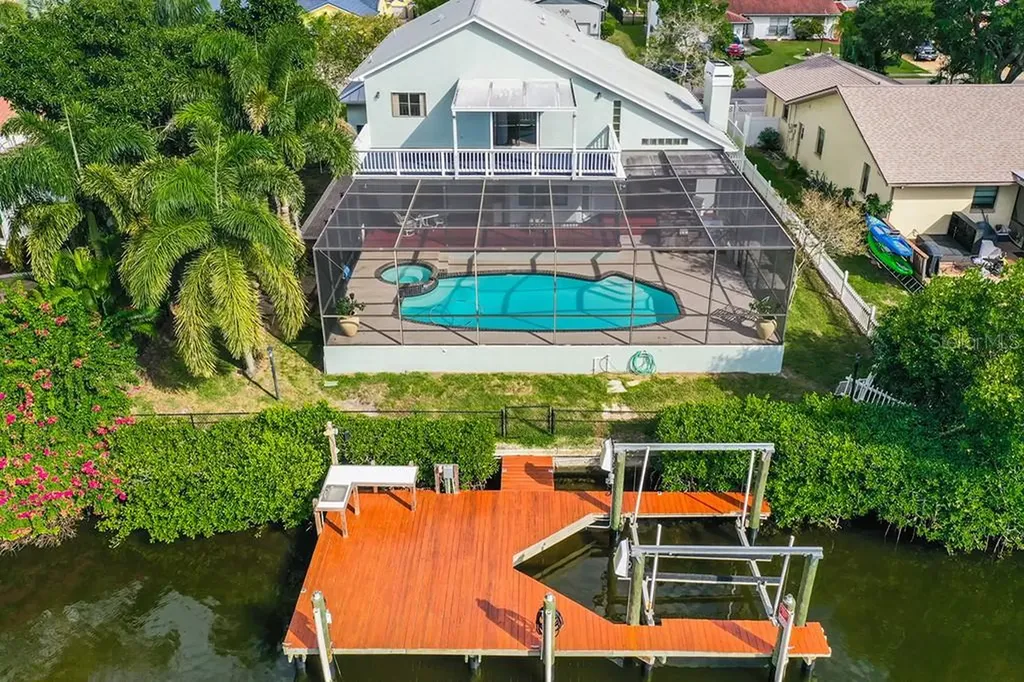 6522 Bimini Court Apollo Beach FL 33572