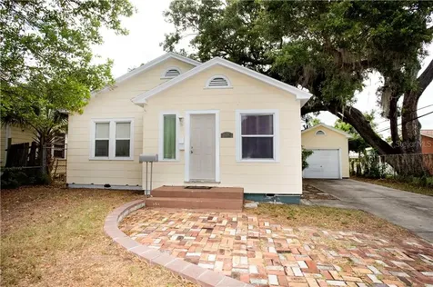 1946 Walton Street S St Petersburg FL 33712