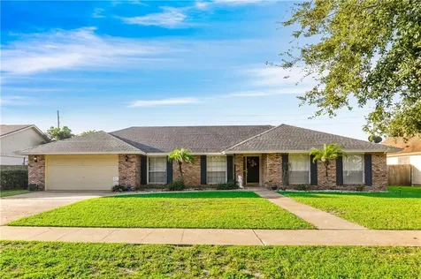 3658 Country Lakes Drive Belle Isle FL 32812