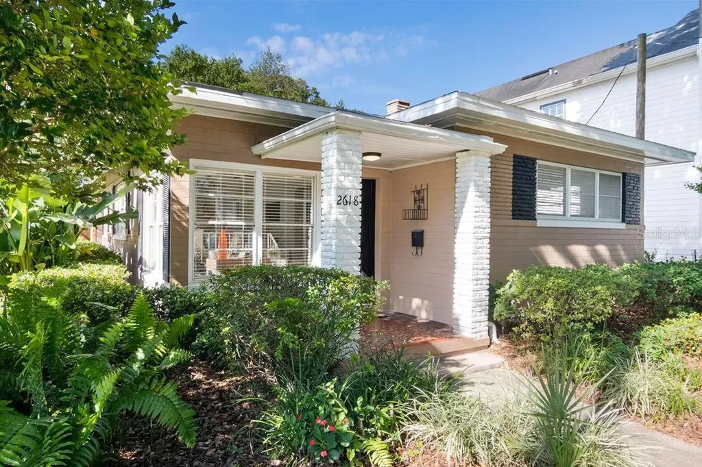2618 Elizabeth Avenue Orlando FL 32804