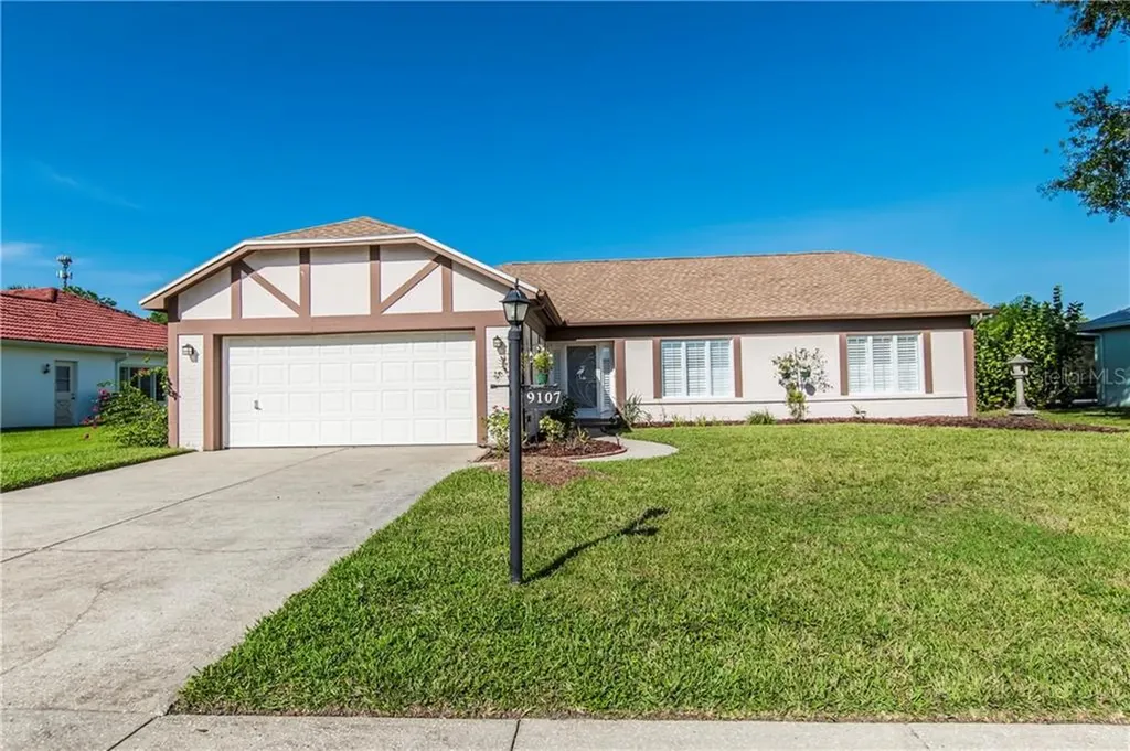 9107 Cypresswood Circle Tampa FL 33647
