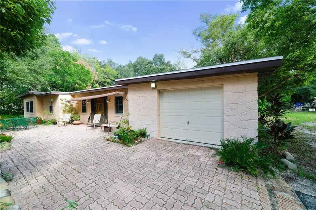 1907 S Goldenrod Road Orlando FL 32822