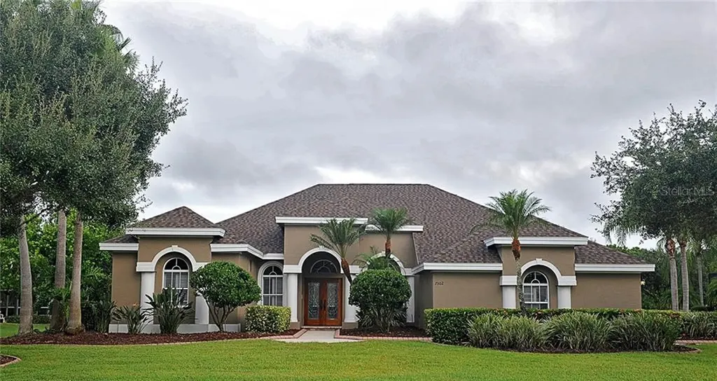 7502 Pine Valley Street Bradenton FL 34202