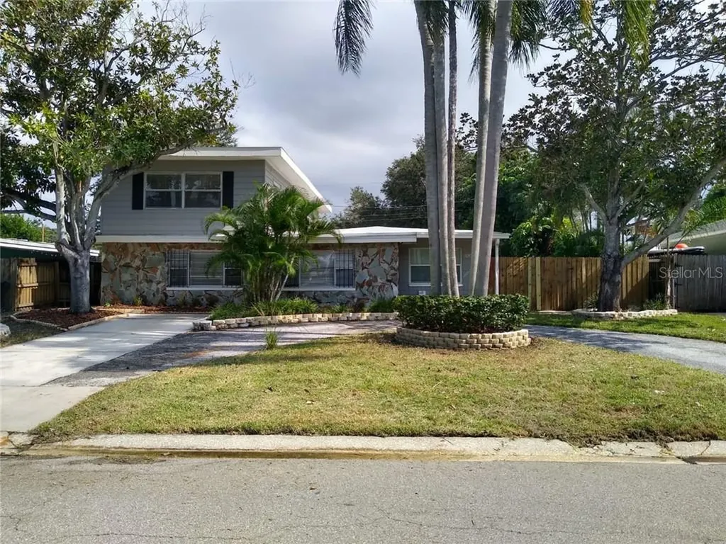 3245 56th Way N St Petersburg FL 33710