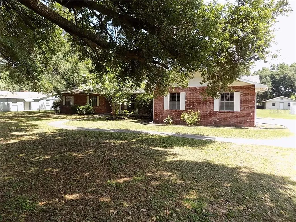 1928 Sydney Road Valrico FL 33594