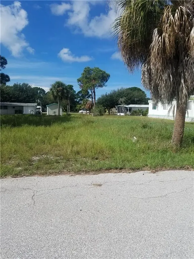 3250 Towhee Street Englewood FL 34224