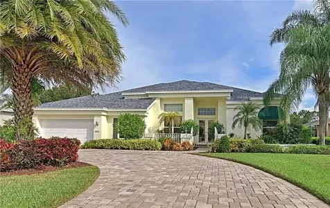 6201 Glen Abbey Lane Bradenton FL 34202