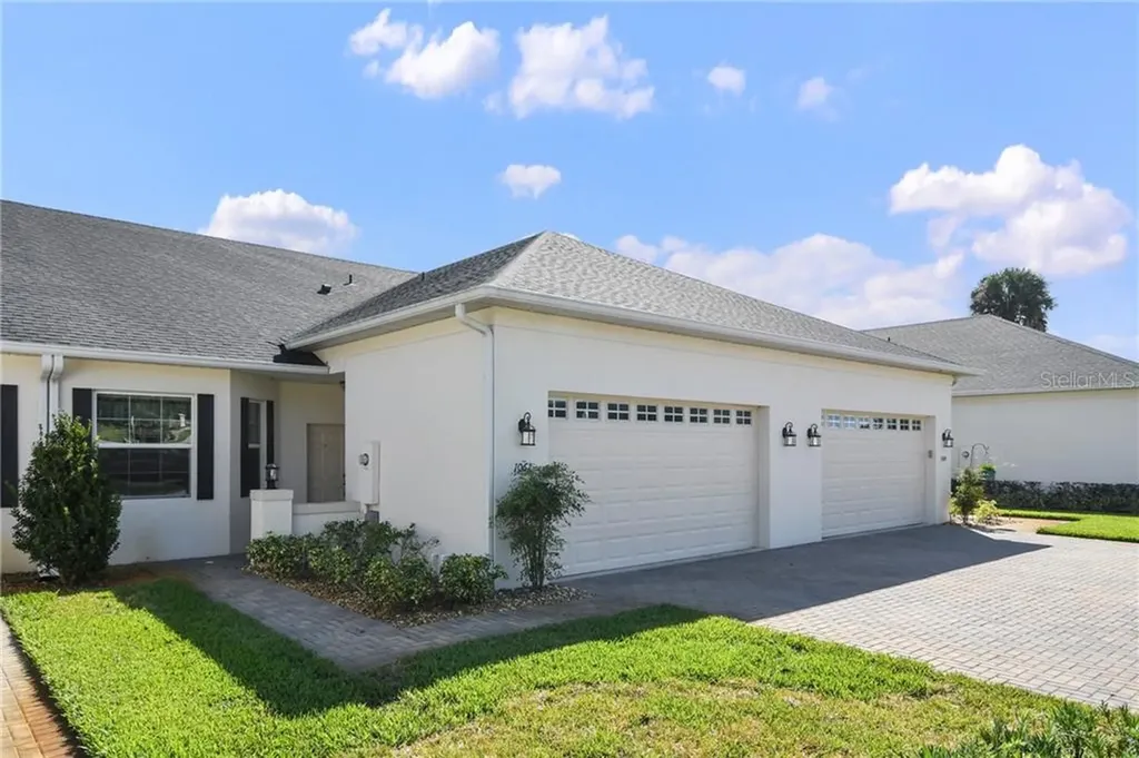 1061 Green Gate Boulevard Groveland FL 34736