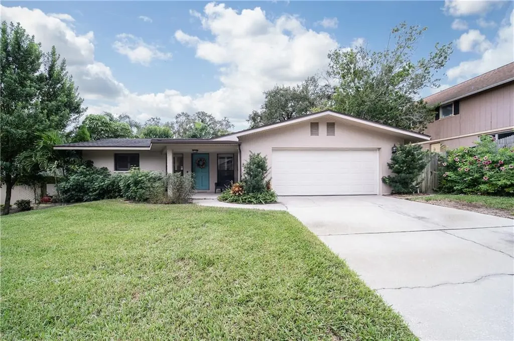 1912 Highview Drive Palm Harbor FL 34683