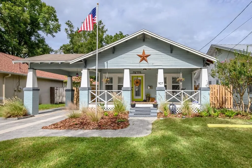 907 W Warren Avenue Tampa FL 33602