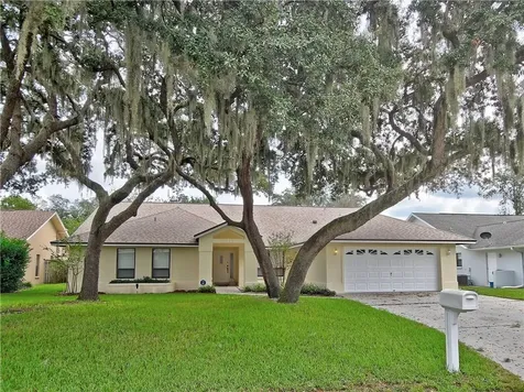 3212 Pine Club Drive Plant City FL 33566
