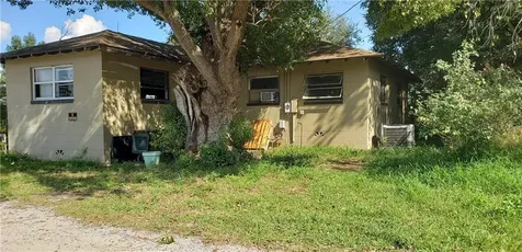 8235 Pine Island Road Clermont FL 34711