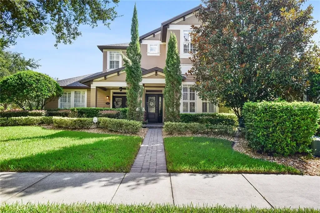 202 E Lake Victoria Circle Deland FL 32724