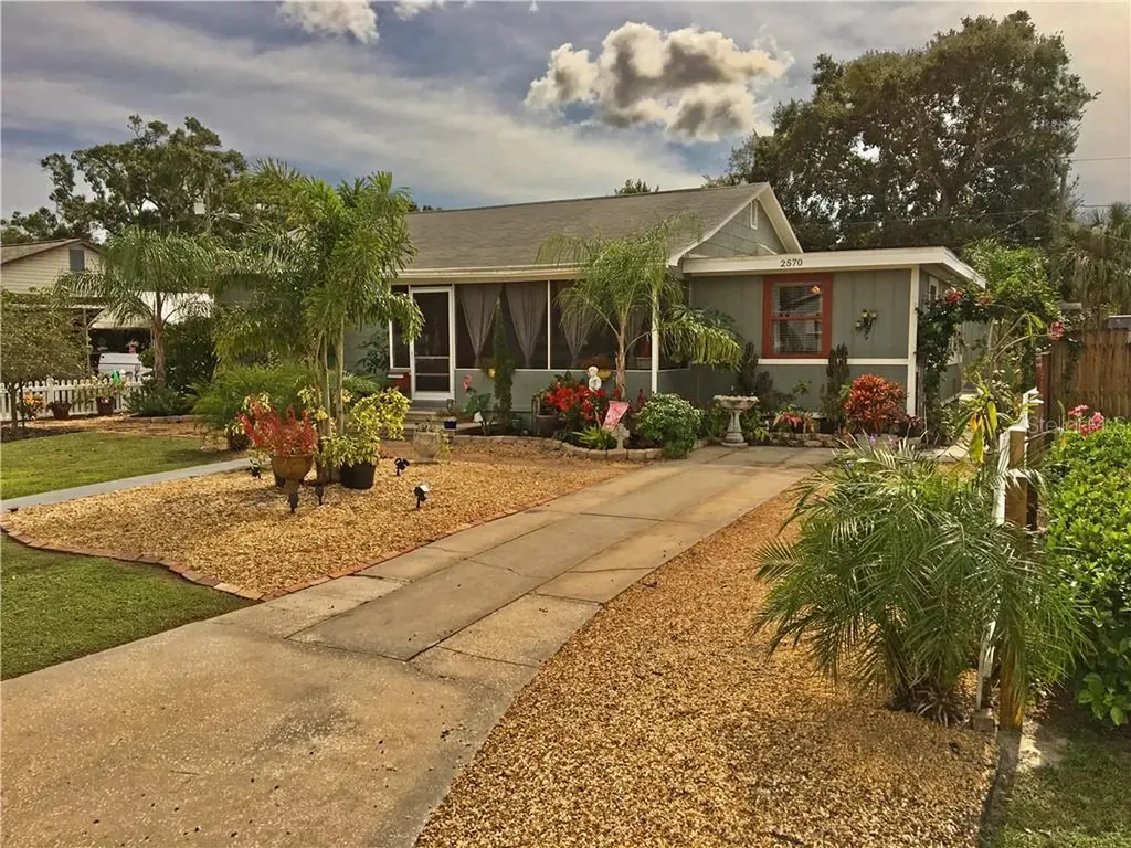 2570 34th Avenue N St Petersburg FL 33713